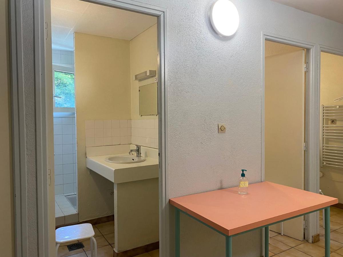 Complexe Des Oustalous Otel Les Cabannes  Oda fotoğraf